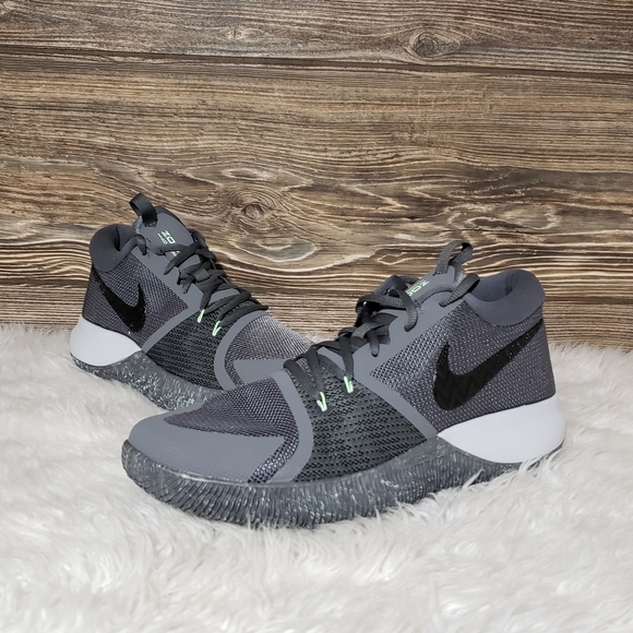 nike zoom assersion grey